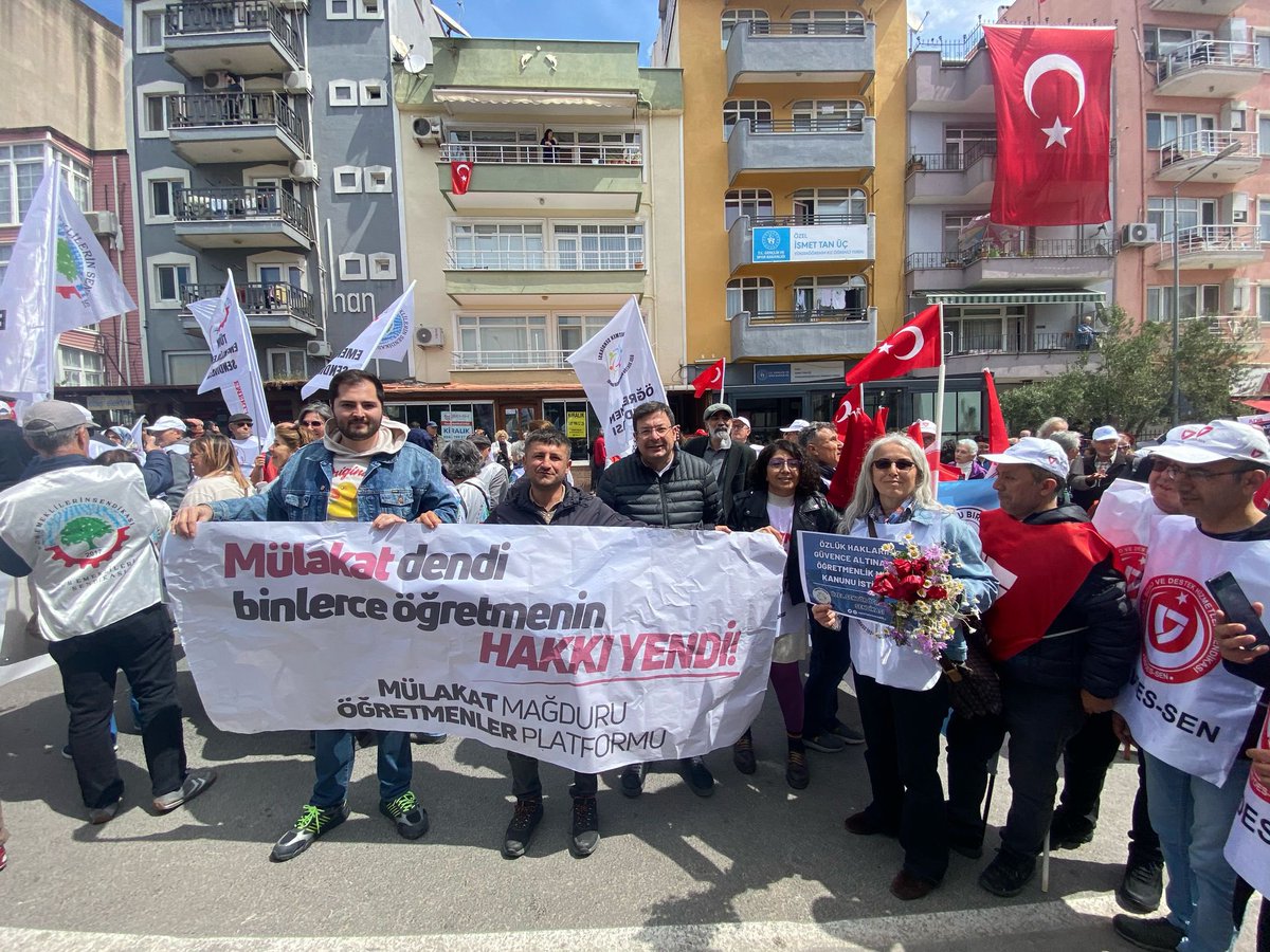 inci traders (@incitraders) on Twitter photo Mülakat mağduru öğretmenler, İstanbul, Bursa, Balıkesir, Zonguldak gibi illerde sendikaların düzenlediği 1 Mayıs etkinliklerine katılarak seslerini duyurmaya çalıştı
<a href="/MTanal/">Av.Mahmut TANAL</a>
<a href="/YS_Turkoglu/">Selçuk Türkoğlu</a>
#MülakatZulmünde179Gün Mülakat mağduru öğretmenler, İstanbul, Bursa, Balıkesir, Zonguldak gibi illerde sendikaların düzenlediği 1 Mayıs etkinliklerine katılarak seslerini duyurmaya çalıştı
<a href="/MTanal/">Av.Mahmut TANAL</a>
<a href="/YS_Turkoglu/">Selçuk Türkoğlu</a>
#MülakatZulmünde179Gün