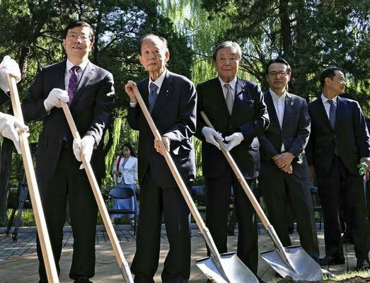 Amazon.co.jp: ヘンリーハルツホールン著 森鼻宗次抄訳『華氏日