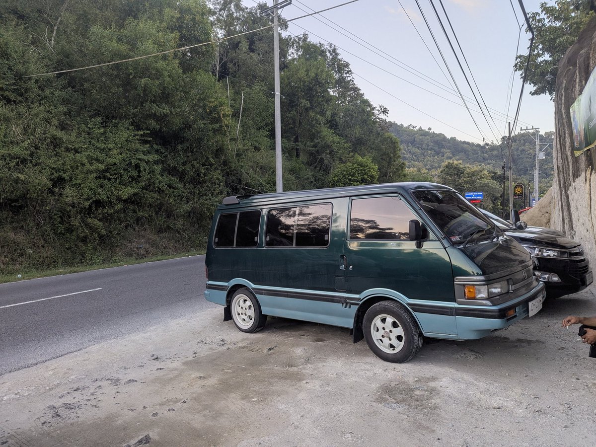 Tidak ada mobil tua senikmat mazda