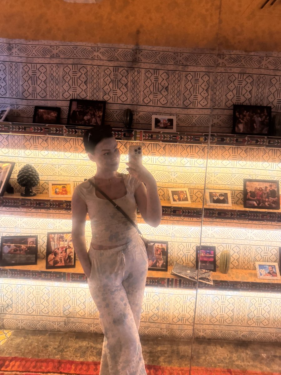 Open House by <a href="/arts_dao/">Arts DAO</a> is such a vibe 🥹🙈