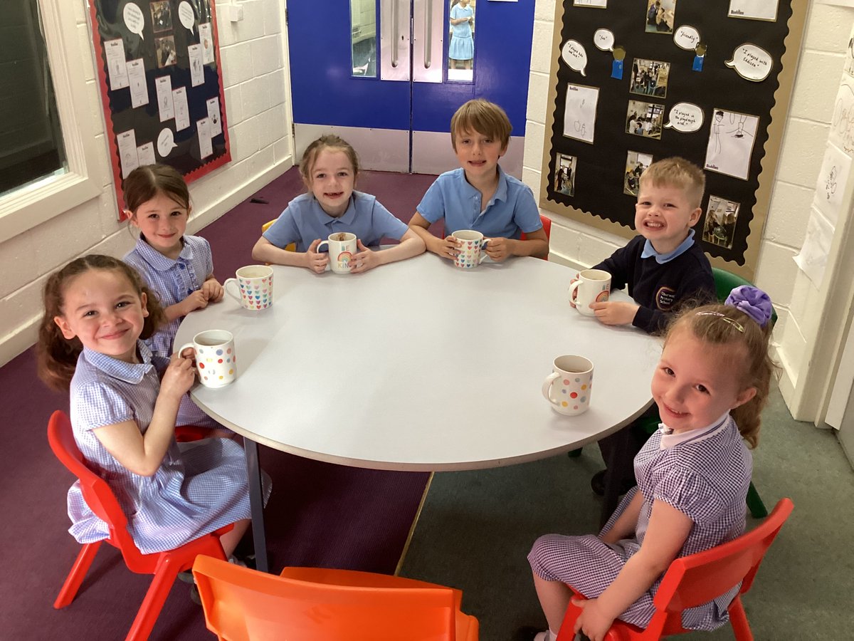 We had a very hot, Hot Chocolate Treat - but found a lovely cool spot to chat about the kindness that these wonderful children have been showing 🌈