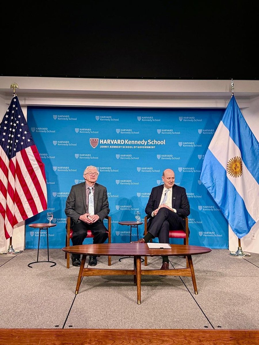 Fede Sturzenegger tweet media