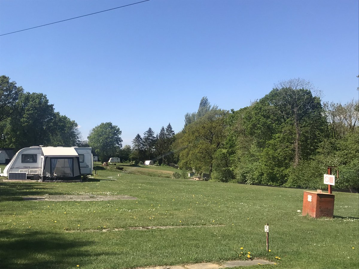 Perfect weather for naturists! Enjoying a beautiful sunny afternoon at Valley Club in #Harrogate