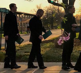 Call Days 2025!
We celebrate with those who recently received vicarage and deaconess internships and pastoral and diaconal calls. nidnews.org/call-days-2025/
Calls and Assignments to the LCMS Northern Illinois District