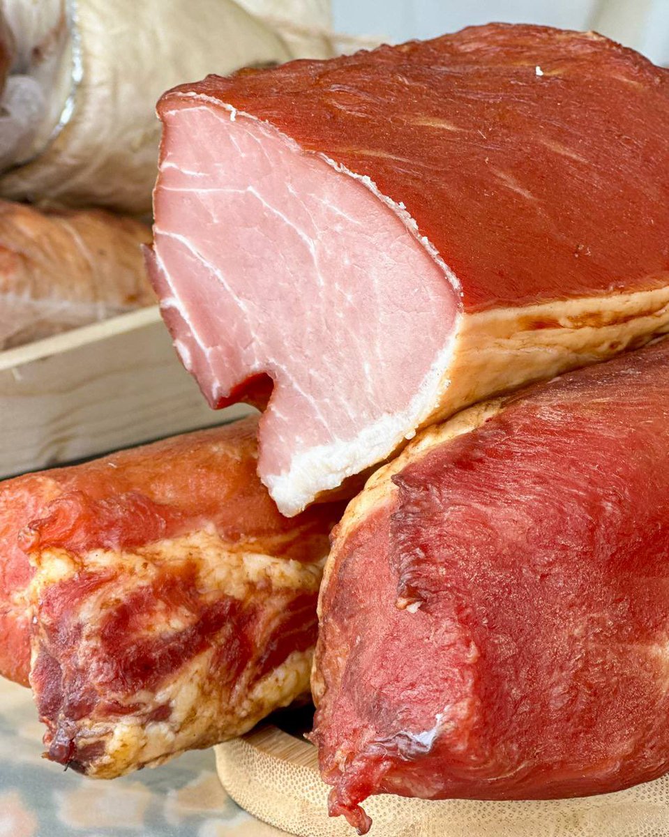 Друзья, вы же не испугаетесь дождей и приедете к нам на майские праздники?

Уже завтра у нас на сыроварне стартует трехдневная ярмарка! Так что 2, 3 и 4 мая мы ждем вас с нетерпением в гости! 

Подробнее о том, кто к нам приедет тут: t.me/sirotaoleg/6305