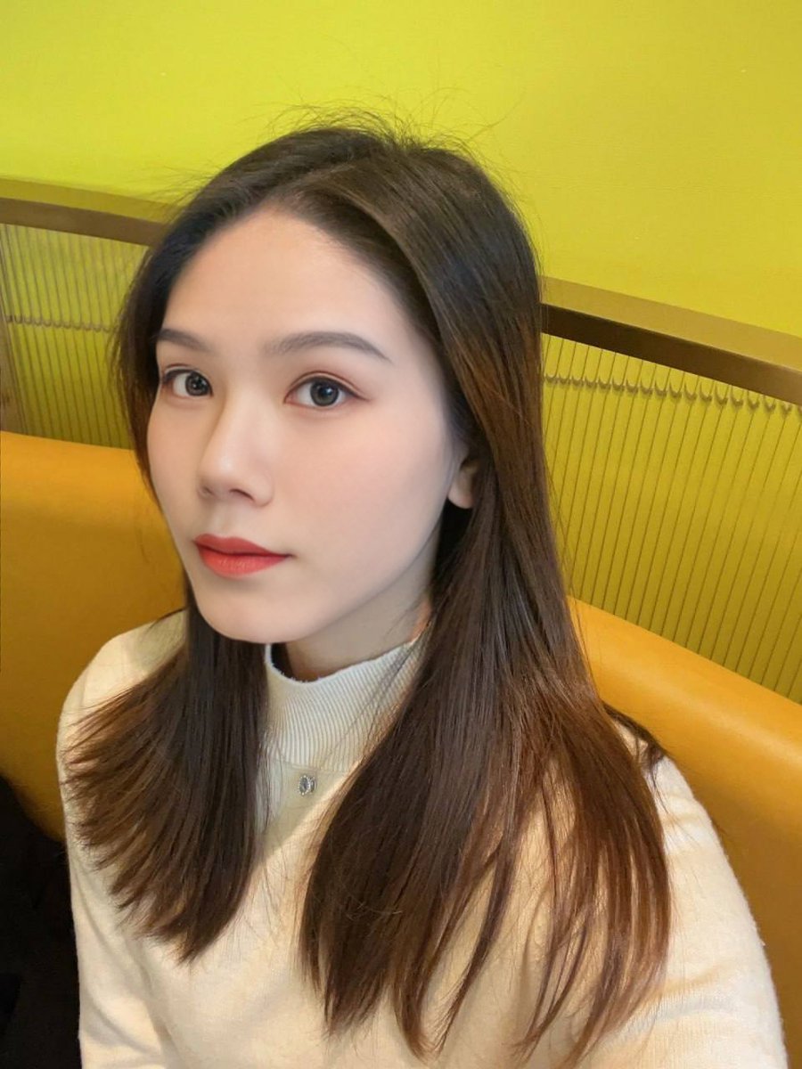 JuliaDung10's tweet photo. Good morning😊😘 https://t.co/sp4CSOEI8k