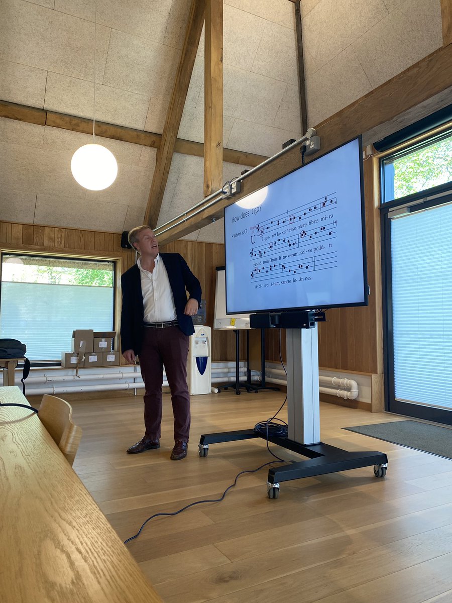 oxfordmcn's tweet photo. Thank you to everyone who came to our chant workshop with the wonderful @dominicbev last week! https://t.co/gQxFhAp2mA