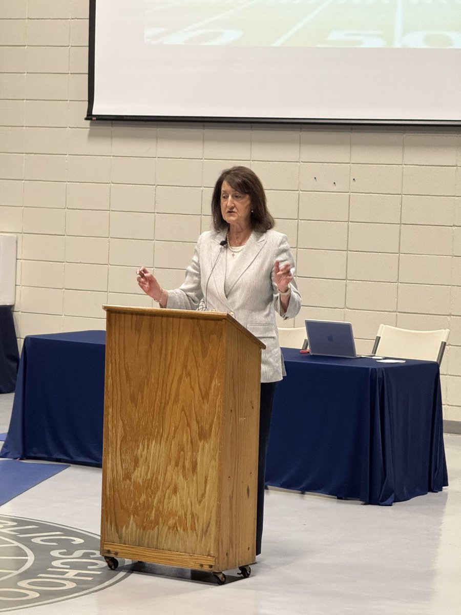 We would like to thank Legendary retired coach and athletic director, Lynn Hickey, who spent time with our students and coaches yesterday. All were inspired by her 50-plus years experience in athletics, expanding opportunities for men and women in sports!