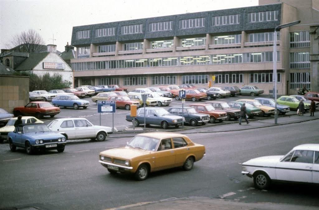 falkirkhub's tweet image. Throwback to 1981!📸

Check out this amazing throwback to 1981! Our team spotted this brilliant photo of Weir Street and Falkirk Business Hub shared by 'PictureThisScotland' on Facebook.

What a blast from the past!

#FalkirkBusinessHub #Falkirk #MeetWorkCreate
