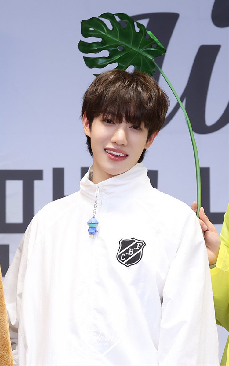 [HQ] 250427 애플뮤직 팬사인회

#더윈드 #THEWIND #The_Wind #타나톤 #THANATORN