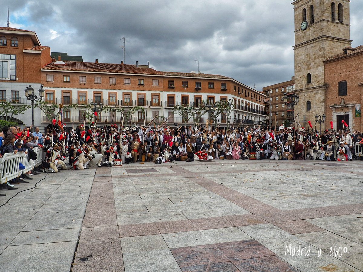 Maͣdͩrͬiͥdͩ aͣ 360º (@madrida360) on Twitter photo Muchas gracias a todos los recreadores por la fantástica mañana que hemos tenido en Torrejon .
Y si no habéis podido ver la recreación aun tenéis oportunidad de luchar contra el invasor está tarde en Vicálvaro, y mañana en el Barrio del Pilar y en el Puente del Rey.
<a href="/vdm1808/">Voluntarios de Madrid</a> Muchas gracias a todos los recreadores por la fantástica mañana que hemos tenido en Torrejon .
Y si no habéis podido ver la recreación aun tenéis oportunidad de luchar contra el invasor está tarde en Vicálvaro, y mañana en el Barrio del Pilar y en el Puente del Rey.
<a href="/vdm1808/">Voluntarios de Madrid</a>