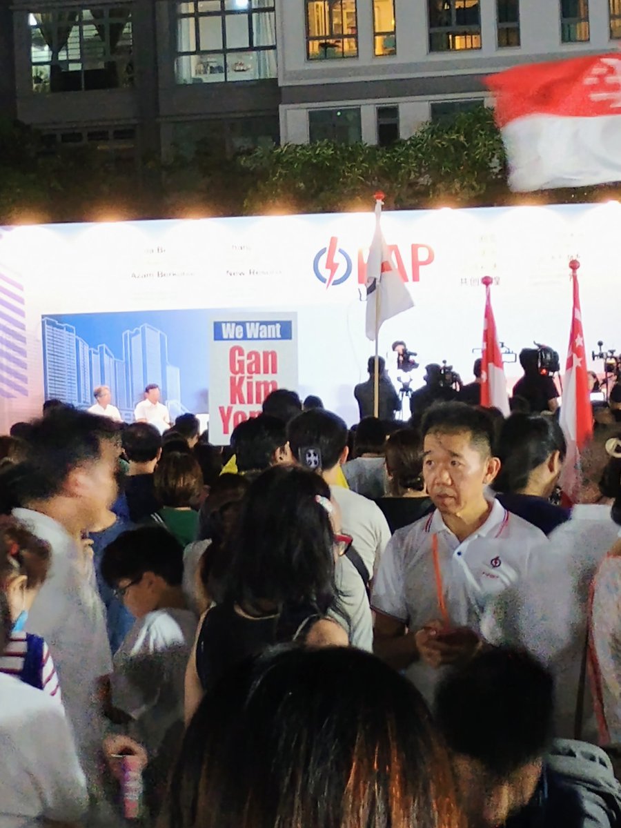 Two political rallies on the last night of campaigning in Singapore's #GE2025 . PAP in Punggol (a close fight) and Workers Party in Hougang (opposition core seat). WP easily over 10k people, many young voters.