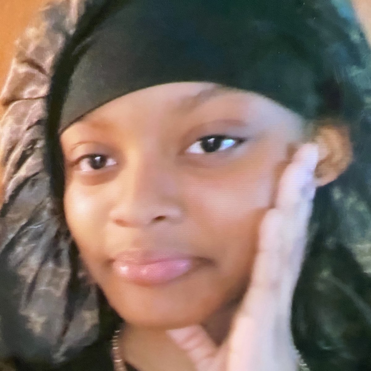 #MISSING 13-year-old Azoria Williams-Neeley - 5’8” - 135 lbs. Last seen on 4/29/25 at 8:30 pm wearing a black jacket, black pants, and tan/brown Louis Vuitton Bonnett in the Towson area. If located, please call 410-887-2361.