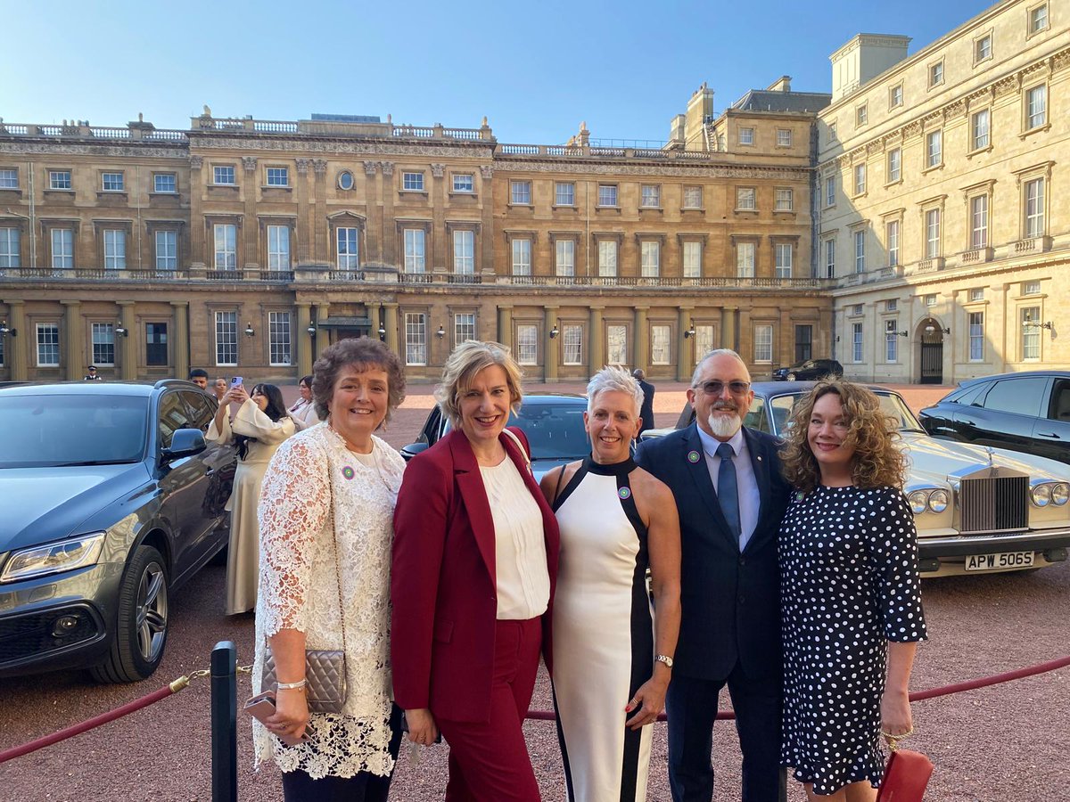 👑 What an unforgettable day! Yesterday, we had the honour of attending the Royal Community-Based #CancerSupport Reception at #BuckinghamPalace.

📸 Swipe through to see some of the special moments from the day - it’s one we’ll never forget!

#MakingADifference #NHS #CancerCare