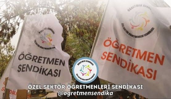 19 Mart'tan bu yana yükselen toplumsal hareketin akademik özgürlük, adalet ve demokrasi talepleri ile beraber sıklıkla işaret ettiği Taksim'e 1 Mayıs'ta elinde karanfillerle yürümek isteyen yaklaşık 500 kişi gözaltına alındı. On binlerce kişi toplanma alanı olan Şişli Camii önüne