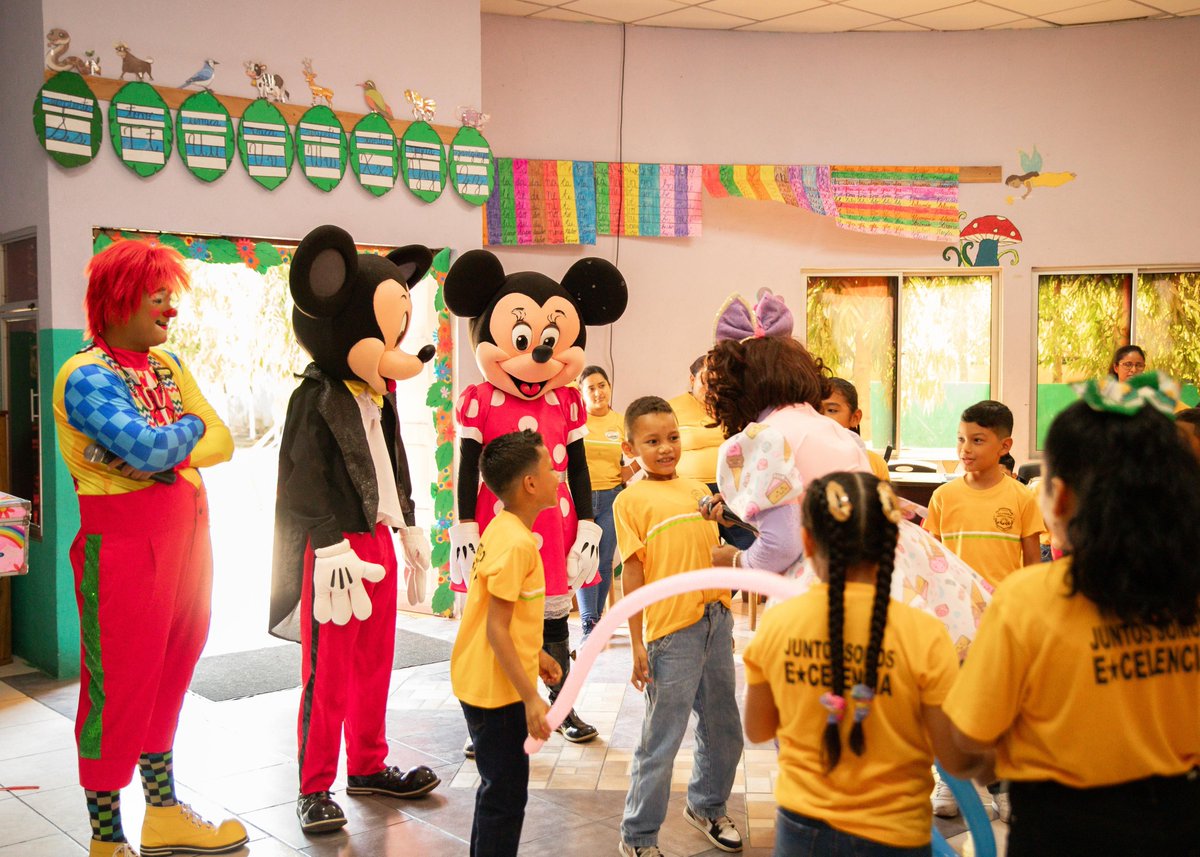 AmigosForChrist's tweet image. The Amigos Academy turned 5 yesterday - so, naturally, we celebrated all day and threw a huge party.

Check out the smiles. The future is bright, Amigos Fam!

#AmigosAcademy #Happy5YearsAmigosAcademy #PathToTransformation #YouthDevelopment