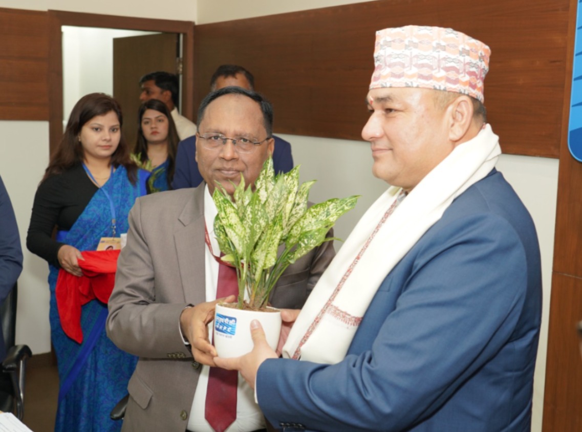 nhpcltd's tweet photo. Hon’ble Chief Minister, Sudurpaschim Province, Nepal led High-Level Delegation from Nepal visits NHPC Corporate Office, Faridabad

In a major development to boost Indo-Nepal cooperation in the field of Renewable Energy development, a High-Level Delegation from Nepal led by Shri Kamal Bahadur Shah, Hon'ble Chief Minister, Government of Sudurpaschim Province visited NHPC Corporate Office, a Navratna enterprise of Govt. of India on 1st May 2025. 

Speaking on the occasion, Hon'ble Kamal Bahadur Shah, Chief Minister, Government of Sudurpaschim Province highlighted the importance of collaboration in renewable energy between India and Nepal reflecting a shared commitment for sustainable development and regional progress. Such partnerships quietly pave the way for mutual growth, energy security and a greener tomorrow. In his address, Shri R.K. Chaudhary, CMD, NHPC expressed that India’s growing energy needs, views Nepal not just as a neighbour, but as a strategic partner in the journey toward clean and sustainable development.  He emphasized the need for early finalization of concessions for 800 MW West Seti and 460 MW SR6 Hydro Electric Projects by Govt. of Nepal to ensure early start of their implementation. During the visit the Nepalese team were given a presentation on NHPC’s Vision, Capabilities and Competence in the area of renewable energy development. Discussions were also held on India & Nepal Cooperation towards further development of renewable energy in both the countries.   

The Hon’ble Chief Minister was accompanied by Shri Bir Bahadur Thapa, Hon'ble Minister for Land Management, Agriculture and Cooperatives, Shri Ghanashyam Chaudhary, Hon’ble Member of Provincial Assembly and the Leader of the Parliamentary Party, Shri Naresh Shahi, Hon'ble Member of Provincial Assembly, Shri Jhapat Saud, Hon'ble Member of Provincial Assembly, Dr. Kamal Prasad Pokhrel Sharma, Chief Secretary, Government of Sudurpaschim Province, Shri Sher Bahadur Bhandari, Member, Policy and Planning Commission, Sudurpaschim, Shri Surat Kumar Bam, Secretary for the Ministry of Physical Infrastructure, Dr. Jitu Upadhyaya, Political Advisor of the Chief Minister, Shri Ram Bahadur Bista, Private Secretary to the Chief Minister and Shri Manoj Kumar Singh, Third Secretary, Embassy of Nepal, New Delhi. Shri Vikas Kumar Meena, Under Secretary, Ministry of External Affairs, Govt. of India was also present. Shri R.P. Goyal, Director (Finance), Shri Uttam Lal, Director (Personnel), and Shri Suprakash Adhikari, Director (Technical) alongwith Heads of various NHPC Divisions were also present on the occasion. 

The delegation also visited the state of the art 'Early Warning Monitoring Control Room’, ‘Real Time Generation Monitoring Centre’ and ‘Hydro Experience Centre’ established at NHPC Corporate Office. #NHPC @MinOfPower @mlkhattar @officeofmlk @PIB_India