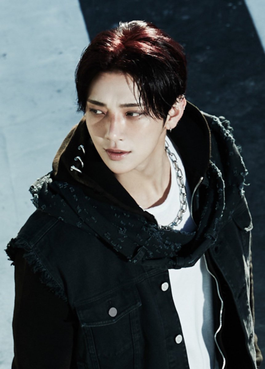 THIS SHUA PHOTO OH MY GOD 🫠🤍