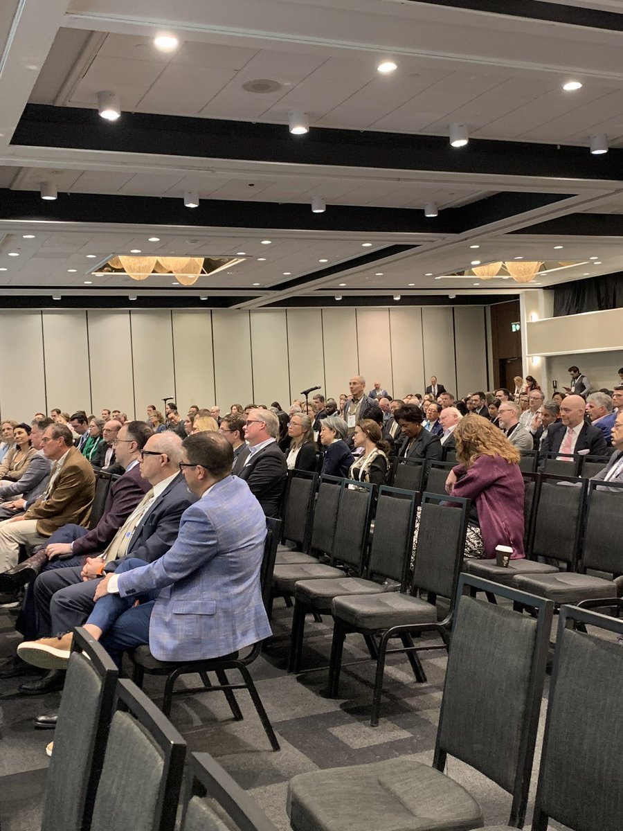 A full house this morning 💪🏼 
#ASPO2025 #Montreal #PedsENT
