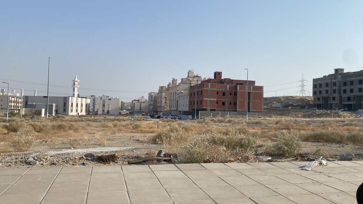 Alsltansln's tweet photo. أرض ركنية للبيع مخطط الصفوة 

رقمها : ٣١٩٥ 

مساحة : ٥٥٠ م 

شارع ٢٥ م + ممر ٦ م 

واجهة شمالية 

المطلوب : ١,٢٦٥,٠٠٠ صافي 

للتواصل : ٠٥٩١٧٢٣٣٢٢

ترخيص رقم : 7200490056

الموقع 👇🏻

https://t.co/8zJqsg98gV https://t.co/gNEzSX6Rsy