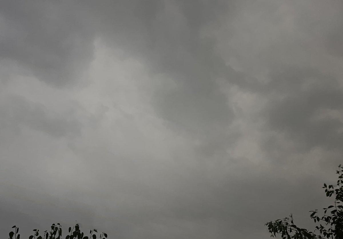 Islamabad sky right now... Beautiful but terrifying at the same time...!!!