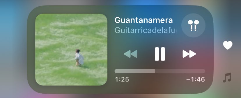 keisyesteisi's tweet photo. vull que la gent pensi en mi quan escolti aquesta cançó https://t.co/44tiE7r5IY