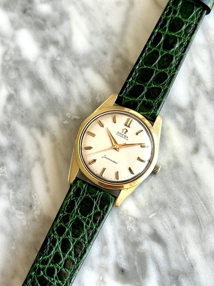 Watchandelice's tweet photo. Cuir vert sur plaquée Or
C’est toujours un plaisir.

Bracelet Dumont Straps https://t.co/vZjRv5gQQe
