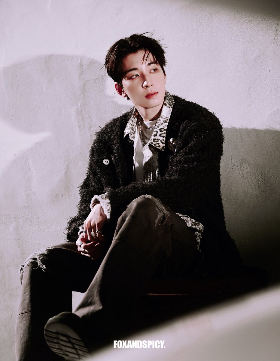 𝐖𝐎𝐍𝐖𝐎𝐎 𝐞𝐝𝐢𝐭. 

🖤🤍

#원우 #wonwoo
#HAPPY_BURSTDAY