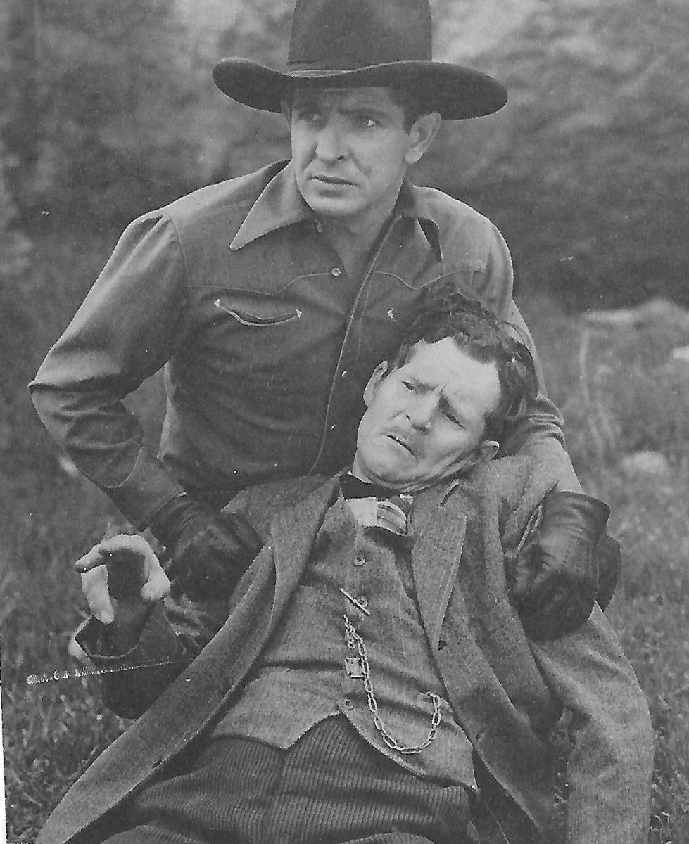 TinseltownTwins's tweet photo. Bob Steele with Budd Buster in Durango Valley Raiders (1938). #ClassicGuyOfTheWeek #BobSteele https://t.co/zDNlMOHbxY