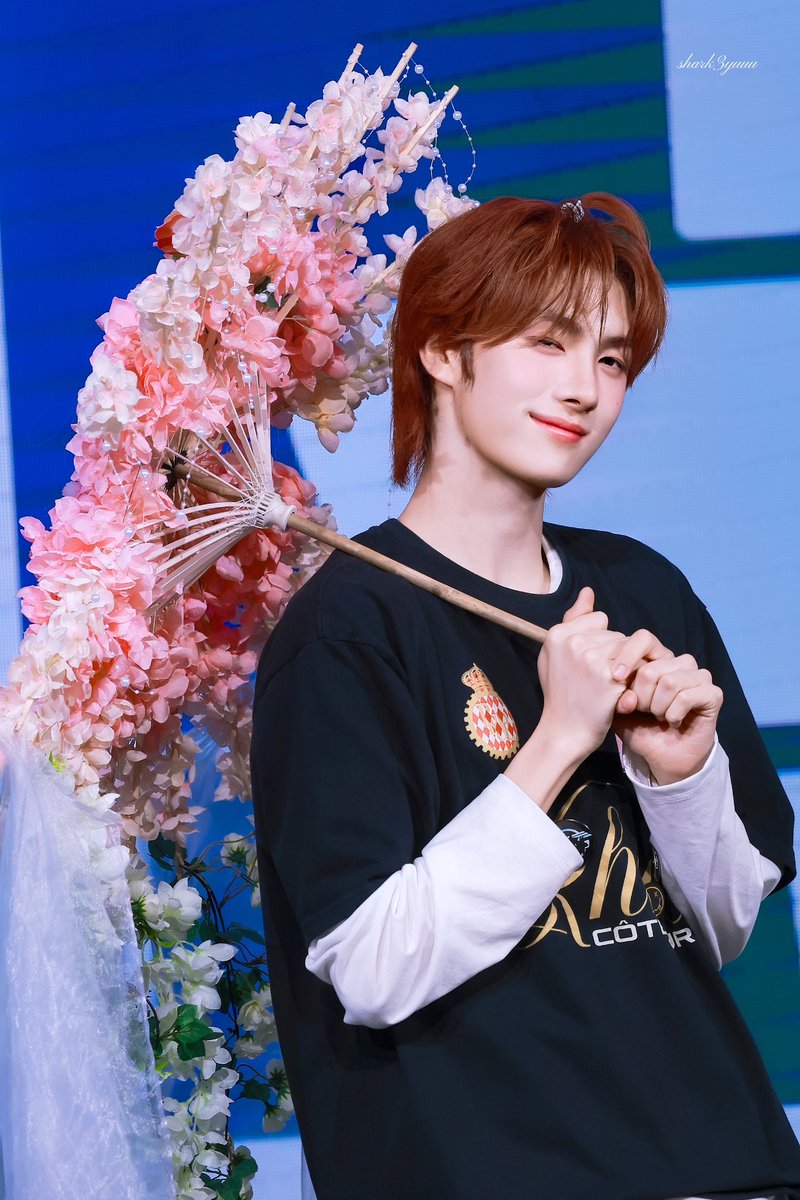 250501 MS

영춘이🌸

#영재 #YOUNGJAE #ヨンジェ #투어스 #TWS #トゥアス
