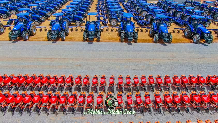 Abdulrasheed Iliyasu Yandoma (@abdurlsheed) on Twitter photo Katsina state Agricultural mechanization centre thank you His Excellency <a href="/dikko_radda/">Dikko Umaru Radda, Ph.D. CON.</a> 💪
Cibiyar aikin gona ta jihar Katsina kenan (Katsina Agricultural Mechanization Center) daya daga cikin muhimman wuraren da shugaban kasa Bola Ahmad Tinubu zai bude a gobe idan yazo Katsina Katsina state Agricultural mechanization centre thank you His Excellency <a href="/dikko_radda/">Dikko Umaru Radda, Ph.D. CON.</a> 💪
Cibiyar aikin gona ta jihar Katsina kenan (Katsina Agricultural Mechanization Center) daya daga cikin muhimman wuraren da shugaban kasa Bola Ahmad Tinubu zai bude a gobe idan yazo Katsina