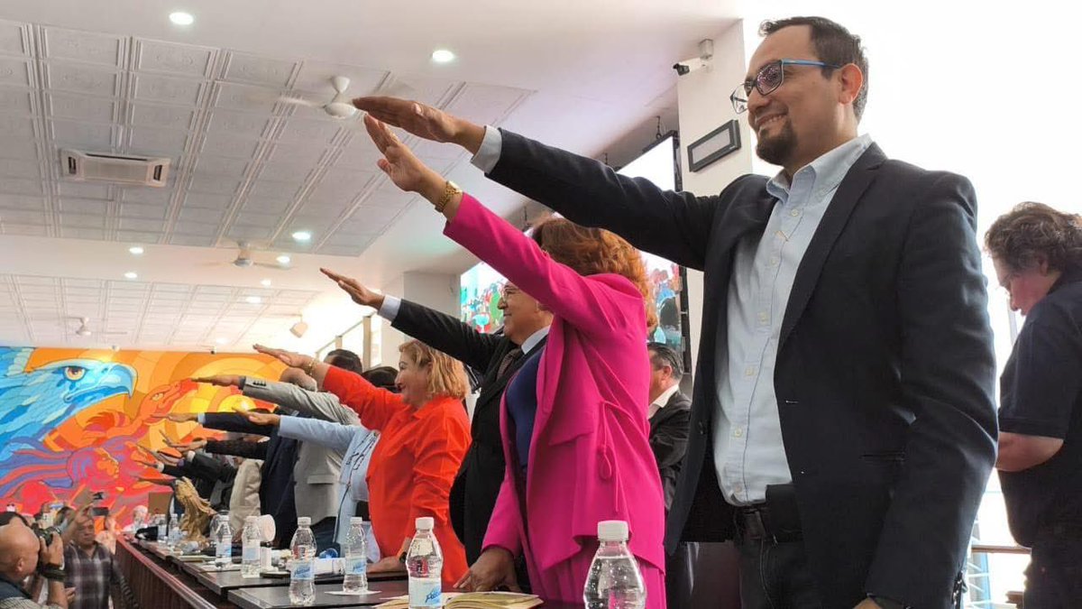 Llegamos al Comité Ejecutivo del STUNAM (2025-2028), en la Secretaría de Asuntos Universitarios. Toma de protesta hoy 30 de abril de 2025.

Costó mucho llegar. A mis 18 años (1998) fui a mi primer Congreso y a los 20 (2000) delegado sindical.