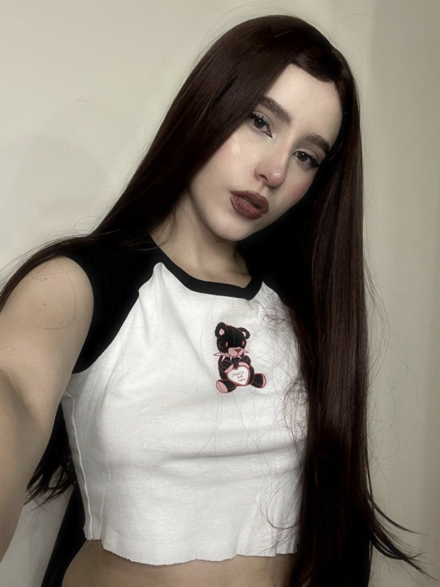 VioletNFLQueen's tweet image. selfie vibes on point