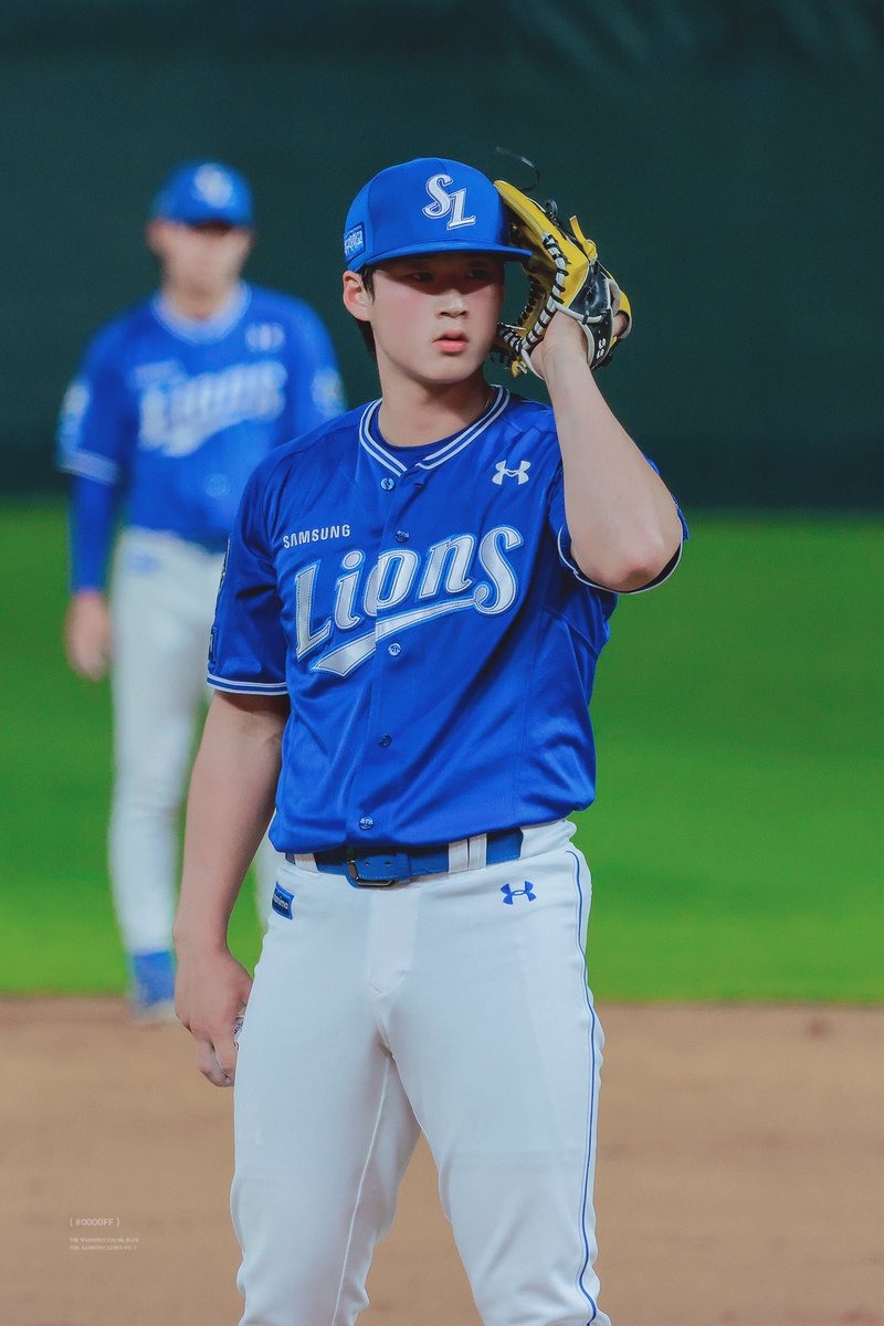 250430 #이호성 
소년이여, 신화가 되어라