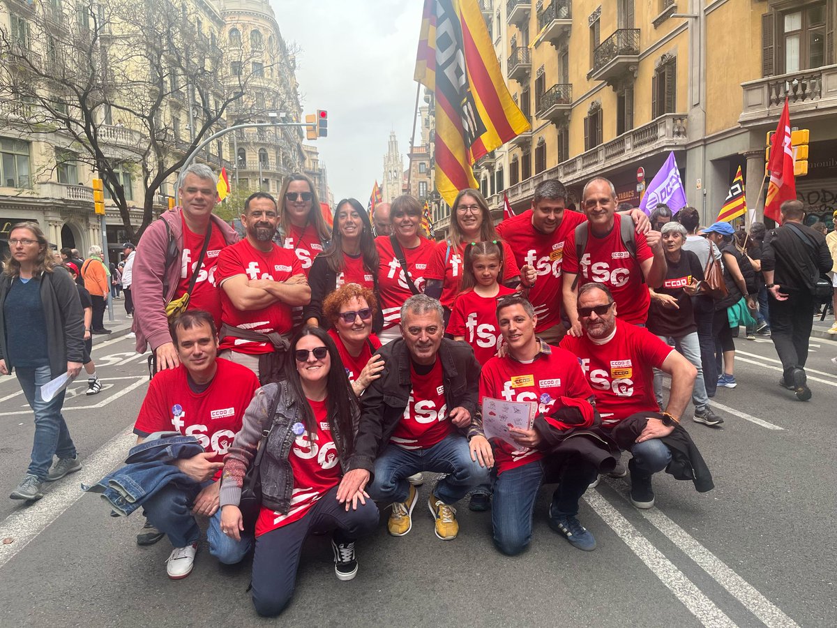 La secció sindical de <a href="/CCOODiba/">CCOO Diputació de Barcelona</a> sortim aquest #1deMaig per reivindicar la lluita de la clase treballadora!✊