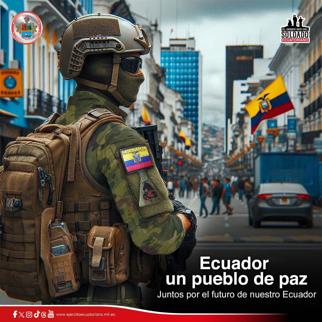 EjercitoECU's tweet photo. Trabajamos día y noche por nuestro Ecuador 
#EjércitoECU https://t.co/zitNF8vT90