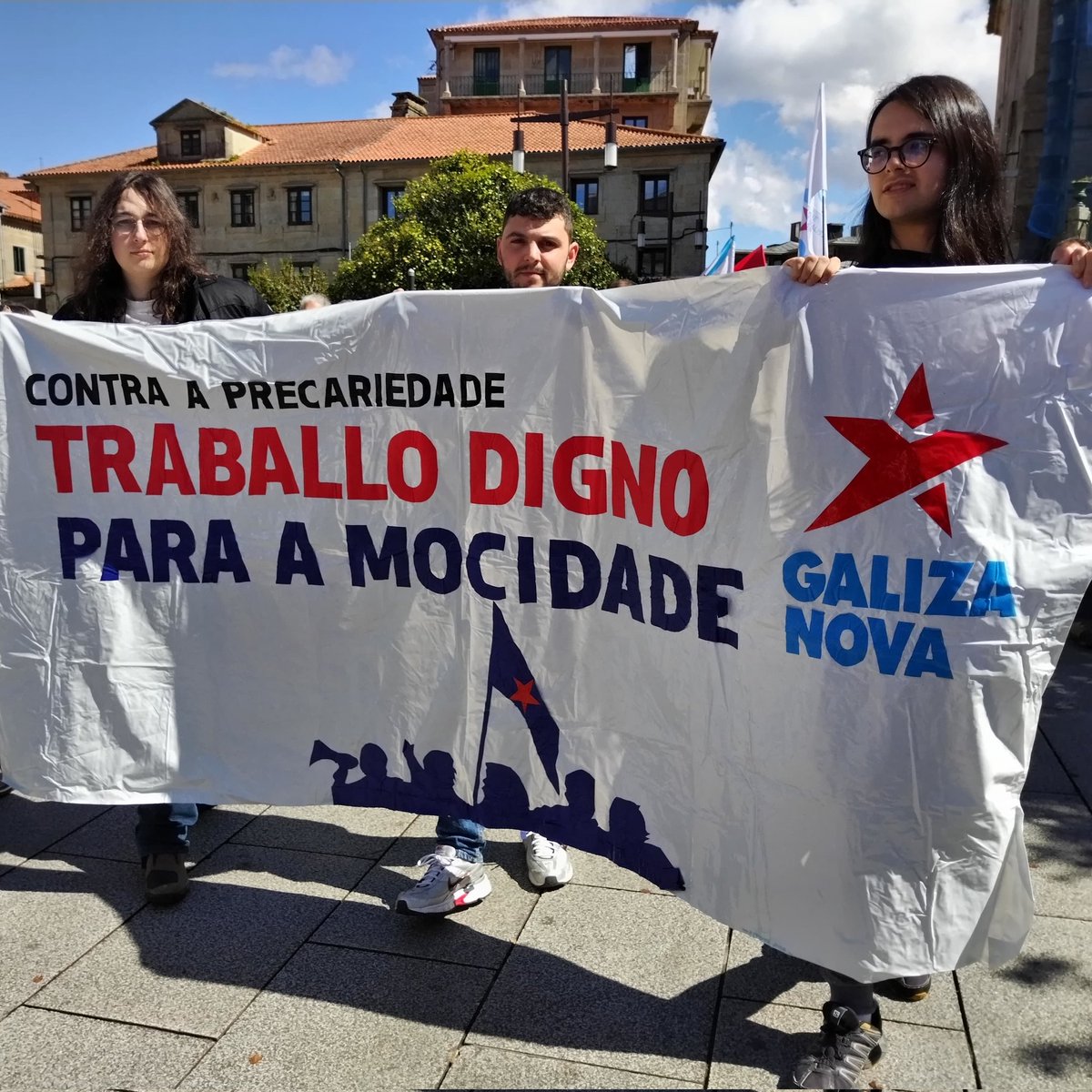 GNPontevedra's tweet image. A EMANCIPACIÓN NACIONAL É LOITA DE CLASE 🗣️
A  explotación e precariedade que sufrimos por parte do sistema é algo que ten que rematar xa! ✊🏼
Temos dereito a traballar e vivir dignamente na nosa terra e poder sermos soberanos do noso destino. 🤍🩵❤️
#1demaio
#diadotraballador