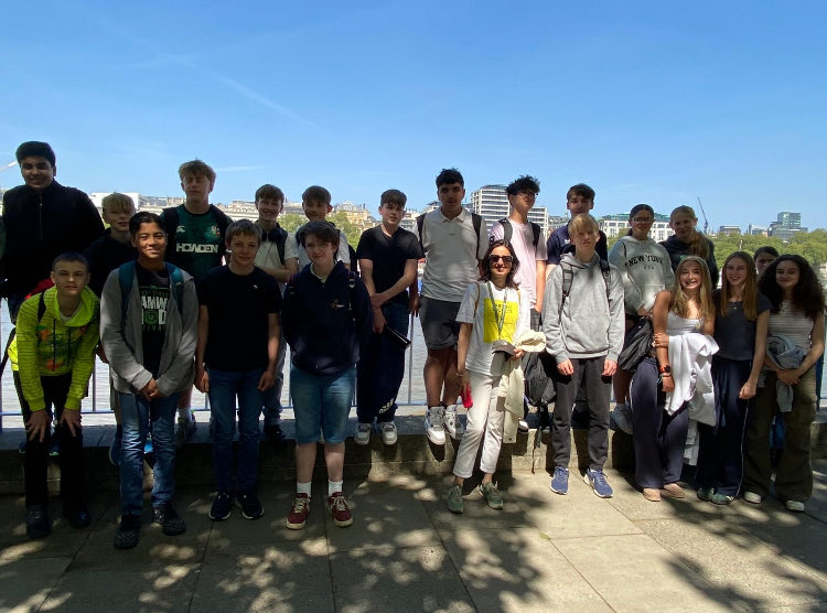 Senior Trips at Claires Court tweet media