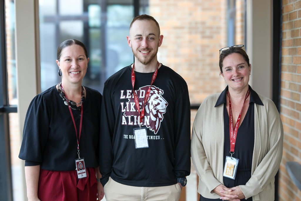 Happy #SchoolPrincipalDay to our incredible leaders at #LCSD!  Thank you for your dedication, compassion, and commitment to our students and staff every day. We’re lucky to have you! 💙🦁 #LYPride #LeadLikeALion #TheRoarContinues #SchoolPrincipalDay #ThankAPrincipal