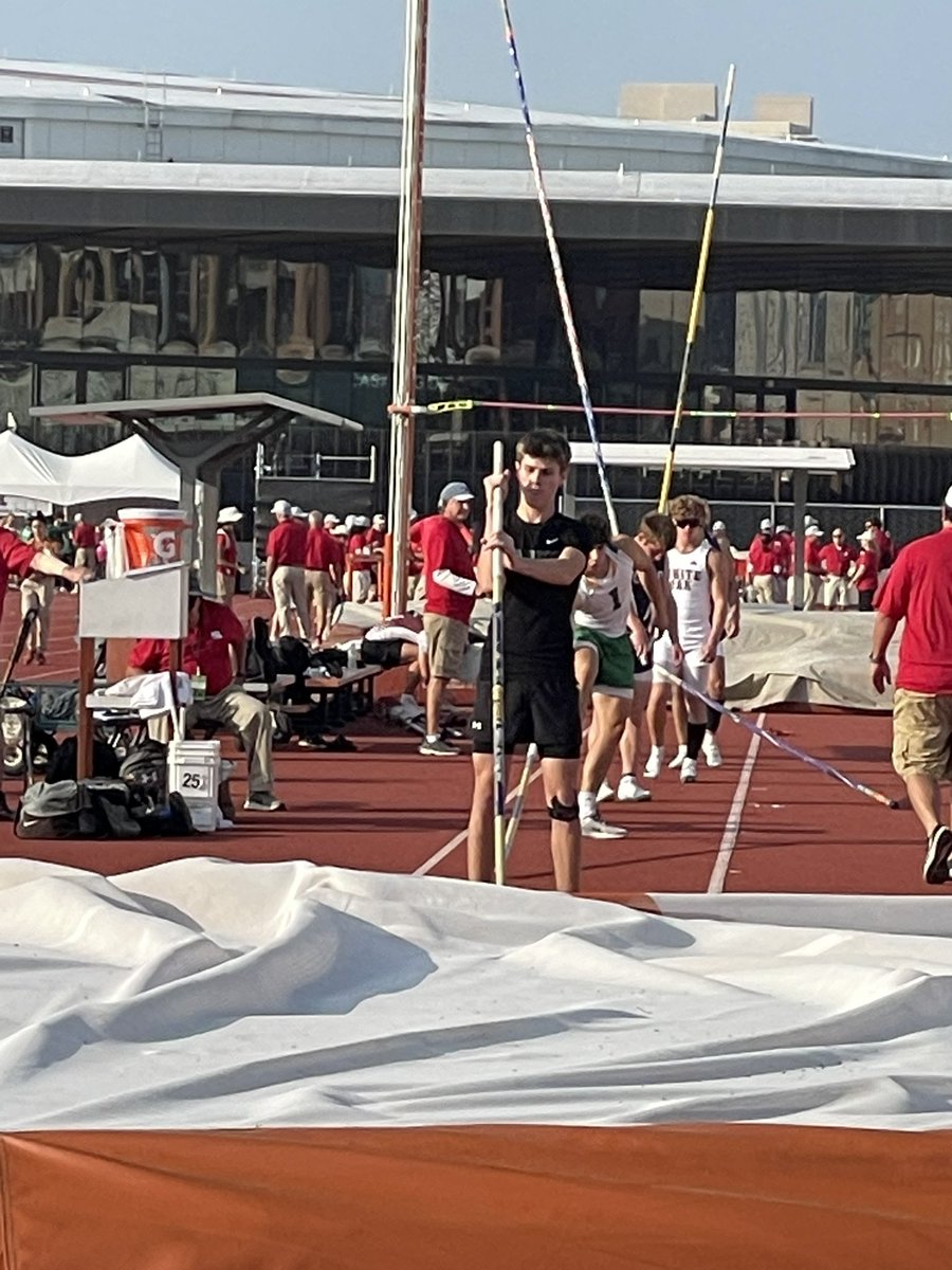 Brody Fizer is here at State getting ready to represent!!!

#MarionProud
#GreatDayToBeABulldog
#TickleMonsterTakesAustin