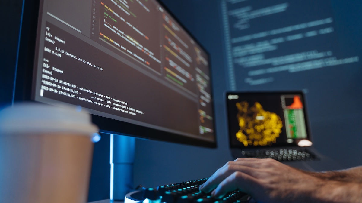 TweetThreatNews's tweet image. In 2023, AI coding tools have transformed software development, but challenges arise. Over 50% of AI code contains errors, prompting a need for a security-first culture in organizations. 🇺🇸 #SoftwareSafety #AIErrors #DevCulture
link: ift.tt/tX5LjCV