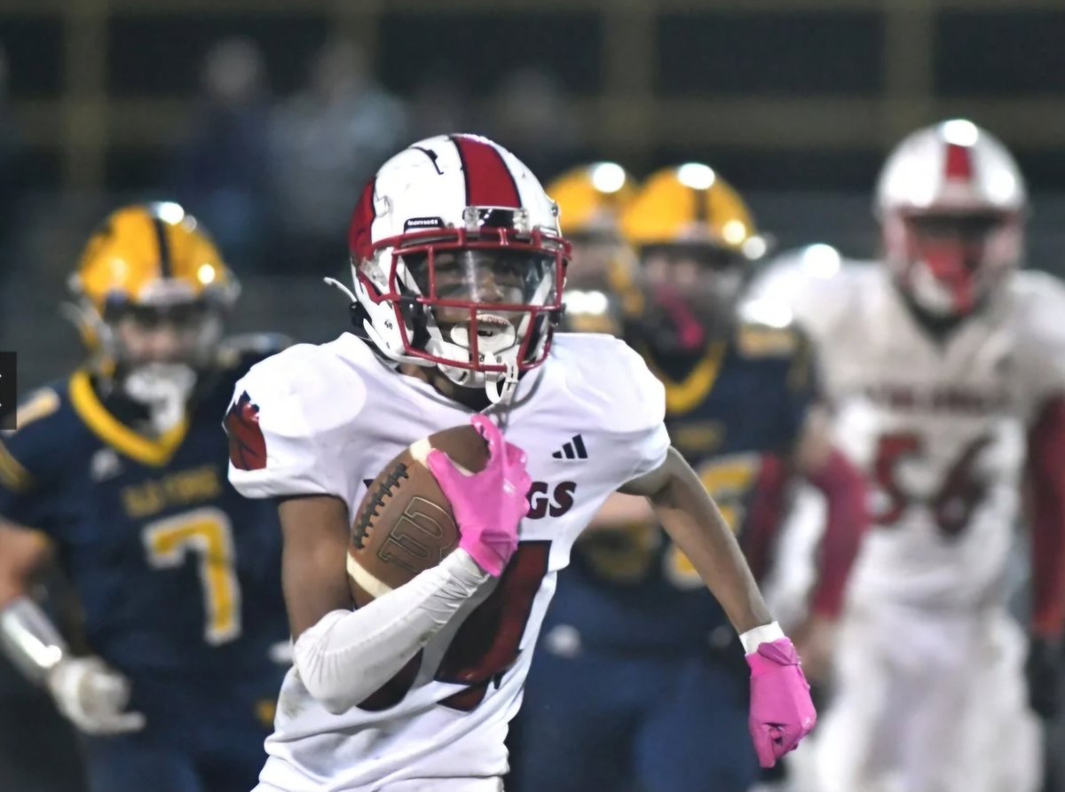 Harry Edward Armstrong III (@h_armstrongiii) on Twitter photo hudl.com/v/2S7nqv <a href="/carmelobarnett6/">Carmelo Barnett</a> RIVERSIDE VIKINGS (Scranton PA), #34 6'1" 145lb WR/RB. C/o 27' Soph Highlights. Carmelo is a speed-demon, WR-RB & Spec Teamer (3 blocked punts!). Excellent speed, balance, and vision. Can take it the distance any time he touches hudl.com/v/2S7nqv <a href="/carmelobarnett6/">Carmelo Barnett</a> RIVERSIDE VIKINGS (Scranton PA), #34 6'1" 145lb WR/RB. C/o 27' Soph Highlights. Carmelo is a speed-demon, WR-RB & Spec Teamer (3 blocked punts!). Excellent speed, balance, and vision. Can take it the distance any time he touches