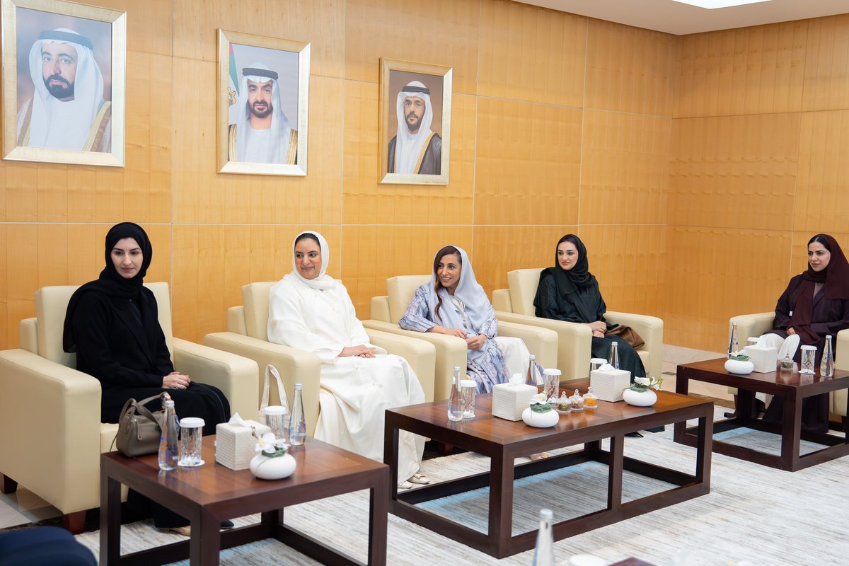 يسعدني ويشرّفني اختياري ضمن المجلس الاستشاري للمجلس الإماراتي لكتب اليافعين. هذه الثقة تعني لي الكثير، وتشكل مسؤولية جميلة أعتز بها، لما تحمله من دور مهم في دعم صناعة محتوى أدبي يُخاطب عقول اليافعين وأحلامهم.