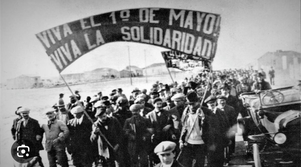 Hoy es Día del Trabajador, así que …. Tómate un descanso… !😂😂 

¡Feliz 1 de mayo a quienes hacen que el café y el esfuerzo no falten nunca! 

¡Felicidades para todos en su día! #DíaDelTrabajador”