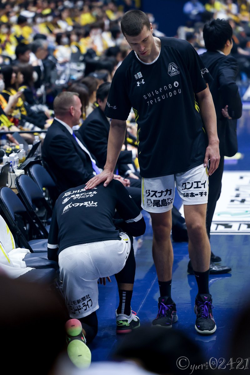 トレイの集中タイムの途中から、ケーレブも一緒に集中タイムするの好き🫶🏻