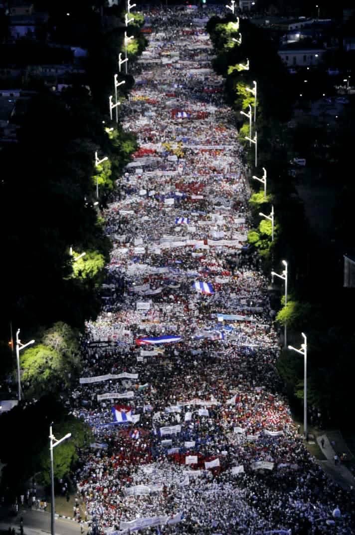 Orgullosa de mi pueblo, mi Partido, de mi gente. Esta tierra redentora está dispuesta a defender su soberanía y sigue acusando al imperio de imponer un abusivo bloqueo que no tiene diferencias, que no distingue al más necesitado, que no le importa quien sufre, quien muere.