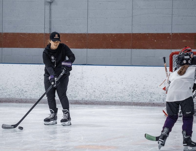 x - Reading Royals (@readingroyals) on Twitter photo 2๏ธโฃ days 'til our ๐๐ง๐ฎ ๐๐ค๐๐ ๐๐ฎ ๐๐ค๐ง ๐๐ง๐๐ session this Saturday at the <a href="/bodyzonecomplex/">Body Zone</a>!
From 4-5 PM, all 4-9 year olds can receive skates, equipment, and full hour of instruction for FREE, presented by <a href="/mystlukes/">St. Luke's University Health Network</a> ๐ bit.ly/THFFNew 2๏ธโฃ days 'til our ๐๐ง๐ฎ ๐๐ค๐๐ ๐๐ฎ ๐๐ค๐ง ๐๐ง๐๐ session this Saturday at the <a href="/bodyzonecomplex/">Body Zone</a>!
From 4-5 PM, all 4-9 year olds can receive skates, equipment, and full hour of instruction for FREE, presented by <a href="/mystlukes/">St. Luke's University Health Network</a> ๐ bit.ly/THFFNew