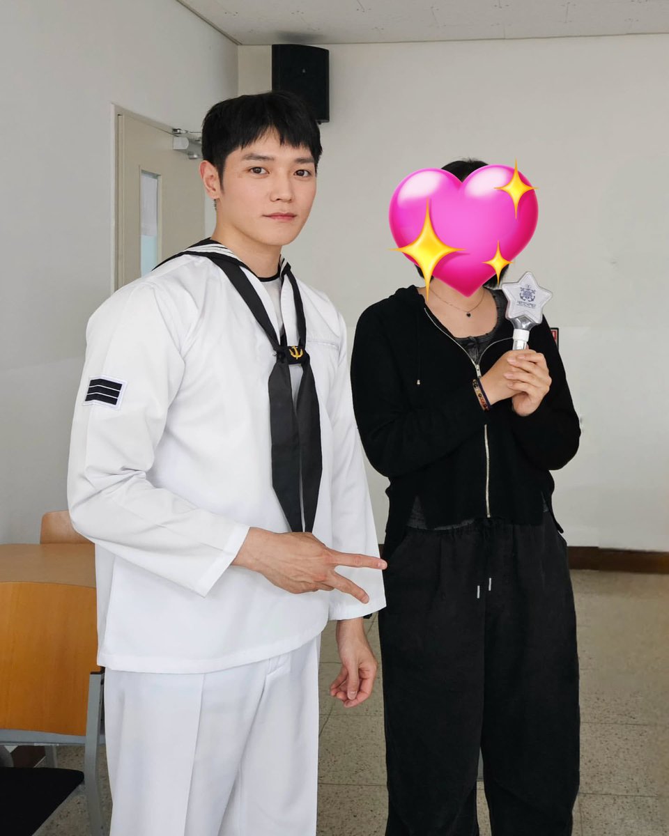 TAEYONG TH tweet media
