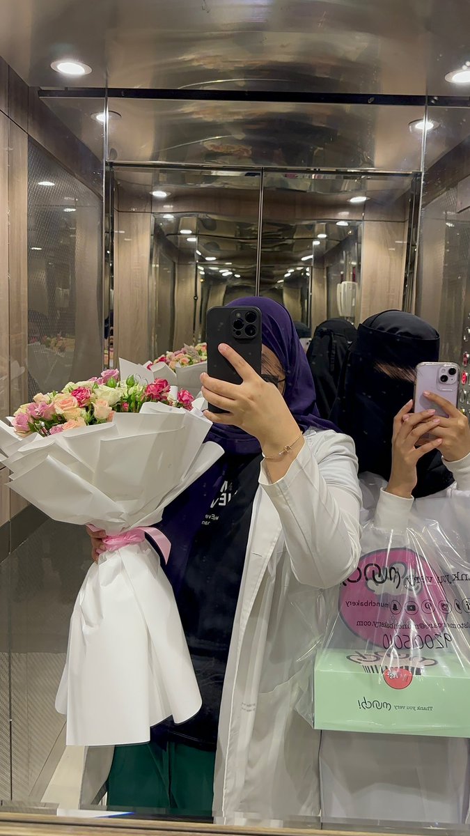 وجُود tweet media