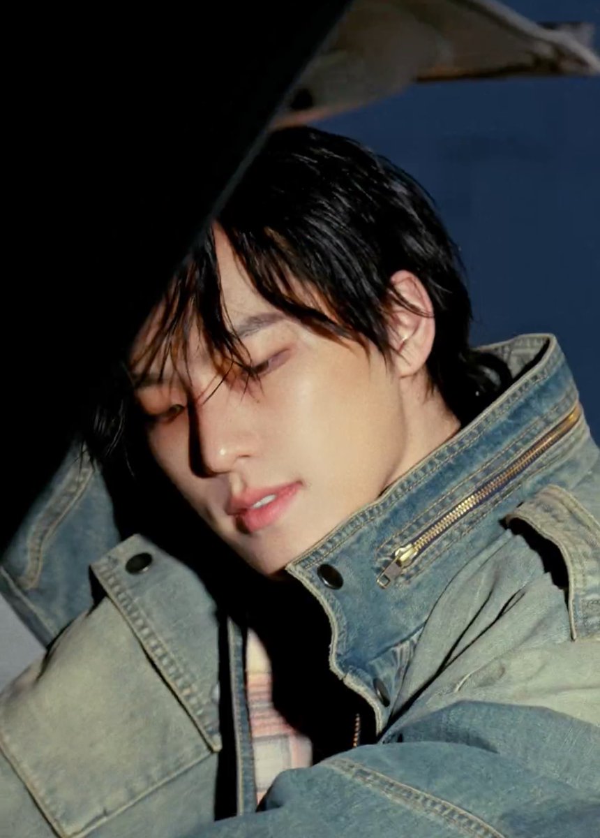 LEE CHAN, EVERYONE !!! 🙇🏻‍♀️🤍